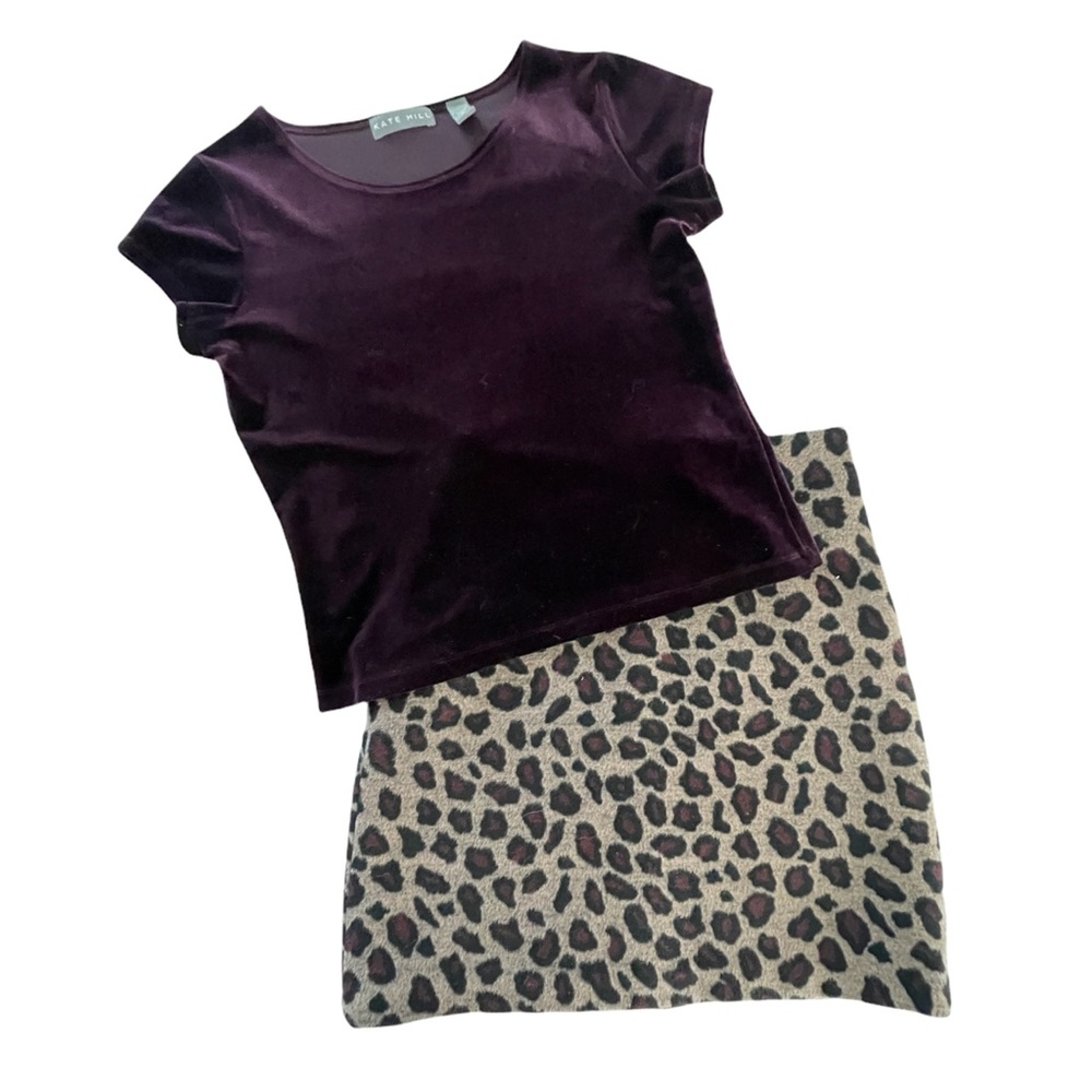 Kate Hill Velvet Baby Tee Top With Scoop Neck And Short Cap Sleeves Size Small